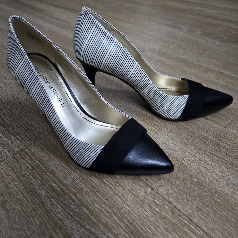 Audrey Brooke Abbie Pump